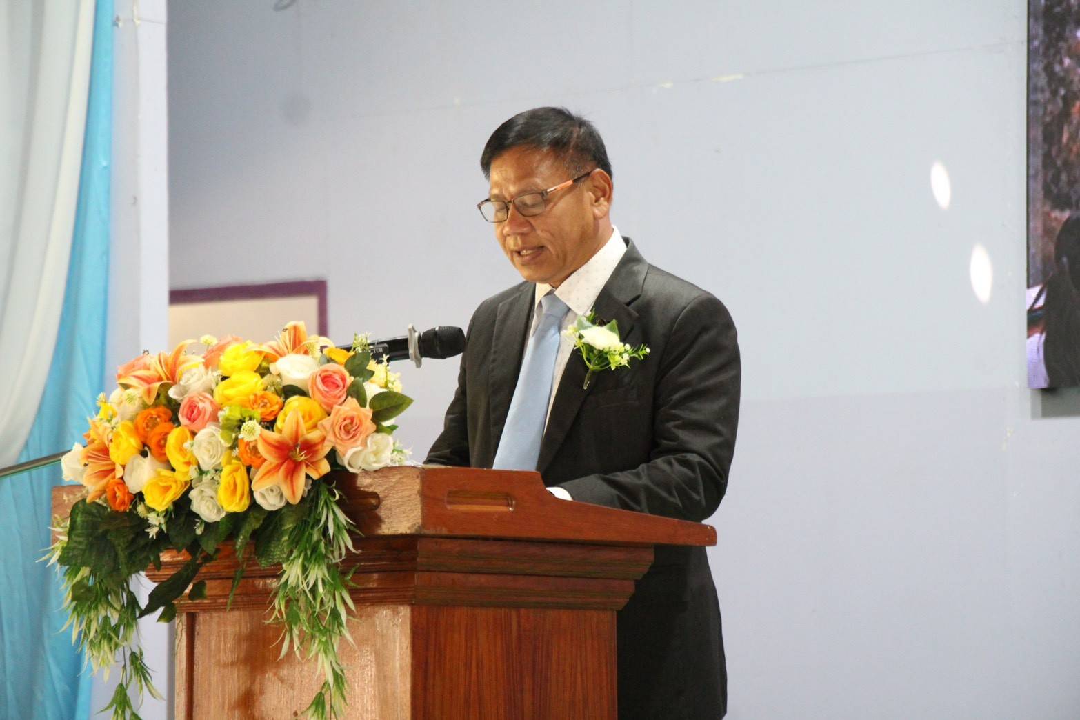 title - ผู้ตรวจราชการ ส.ป.ก. ร่วมพิธีเปิดโครงการเสริมสร้างพัฒนาสมรรถนะผู้เรียน สาขาวิชาเทคนิควิศวกรรมสำรวจ (Survey Camp) ภายใต้ MOU 5 หน่วยงาน